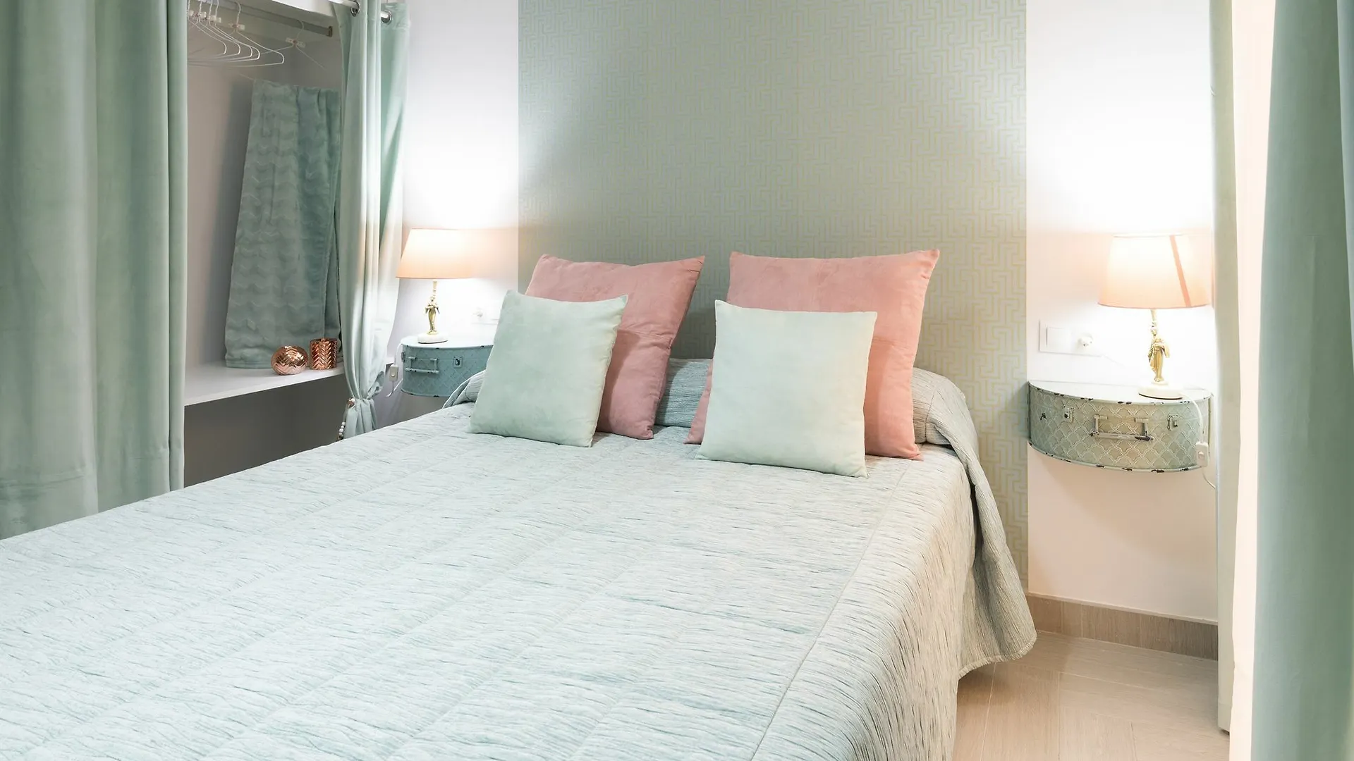 Lovely & Quiet City Center Apartment マラガ
