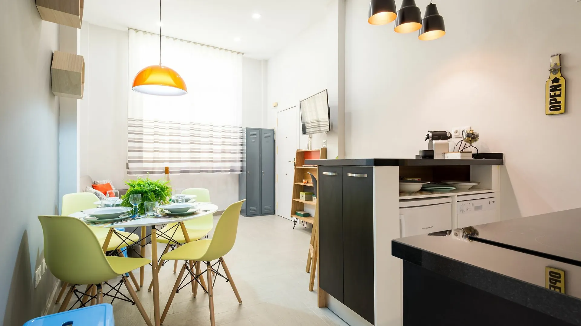 Lovely & Quiet City Center Apartment マラガ スペイン